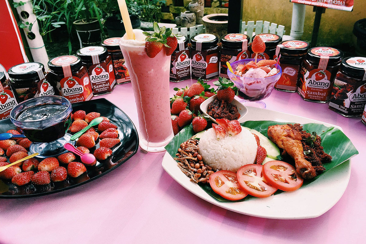 Abang Strawberry Abang Strawberry
